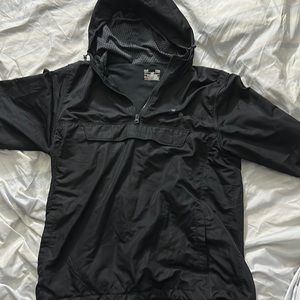 Under armour Reflective Men's Black Windbreaker Kangaroo Pocket Jacket - Large
